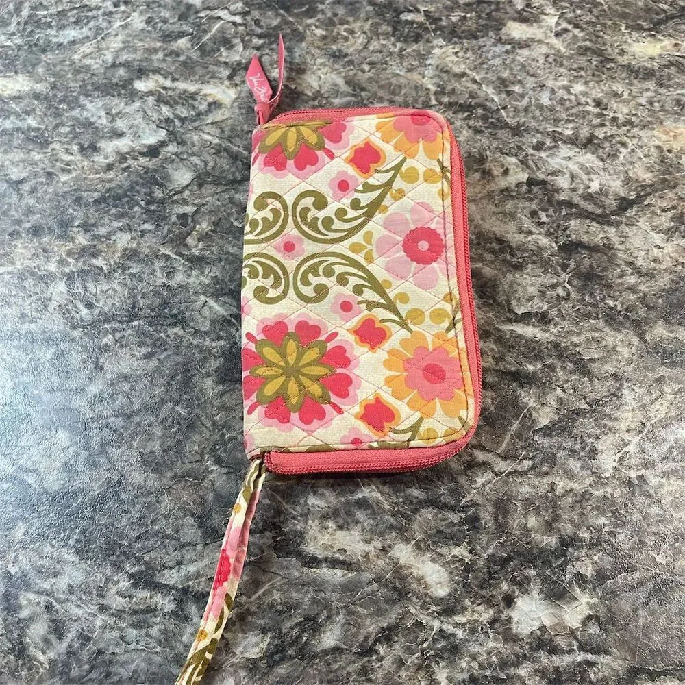 Vera Bradley Pink Floral Zip-Around Wallet Wristlet Clutch Women's